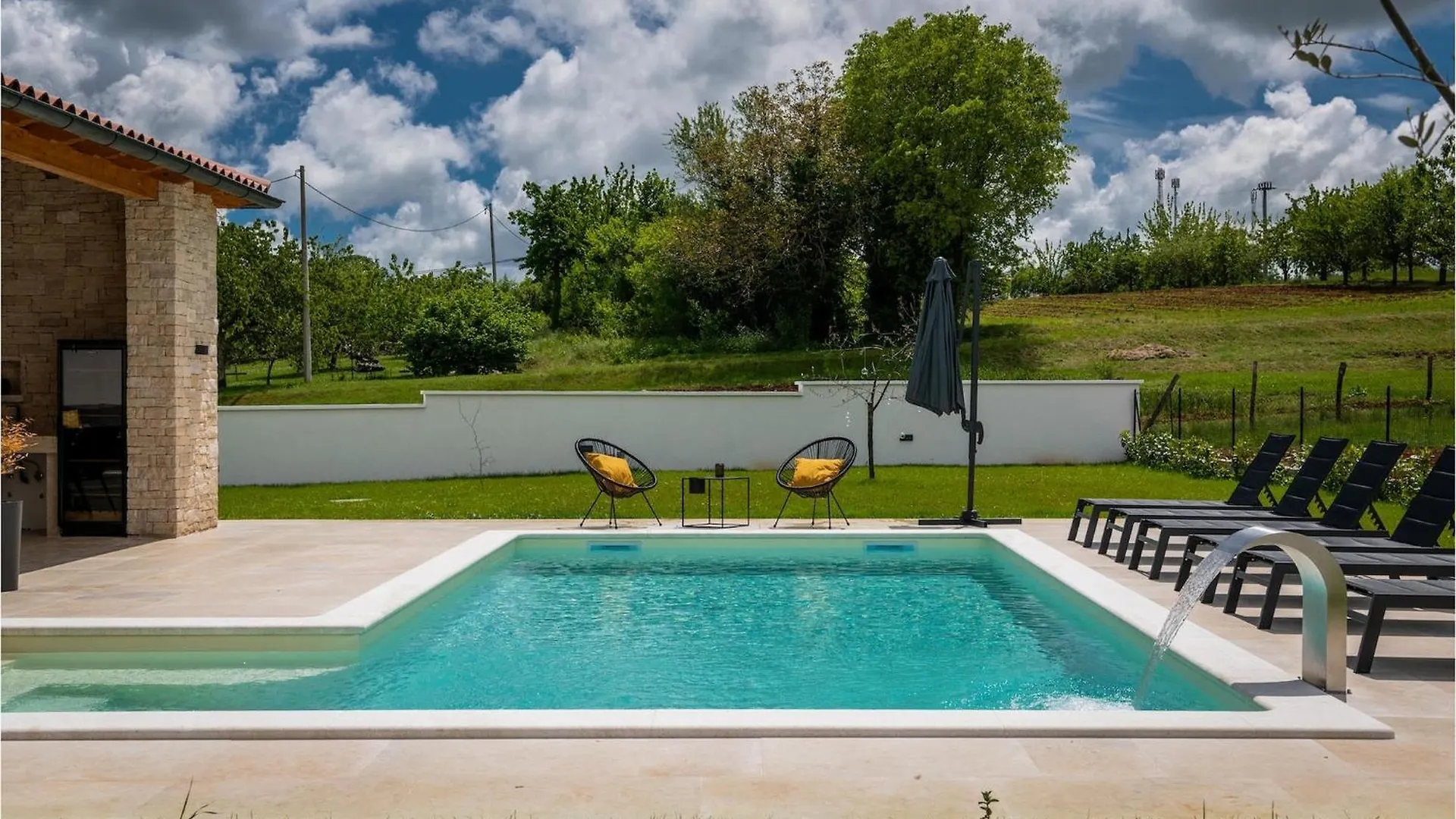 Villa Victoria Zminj Holiday home