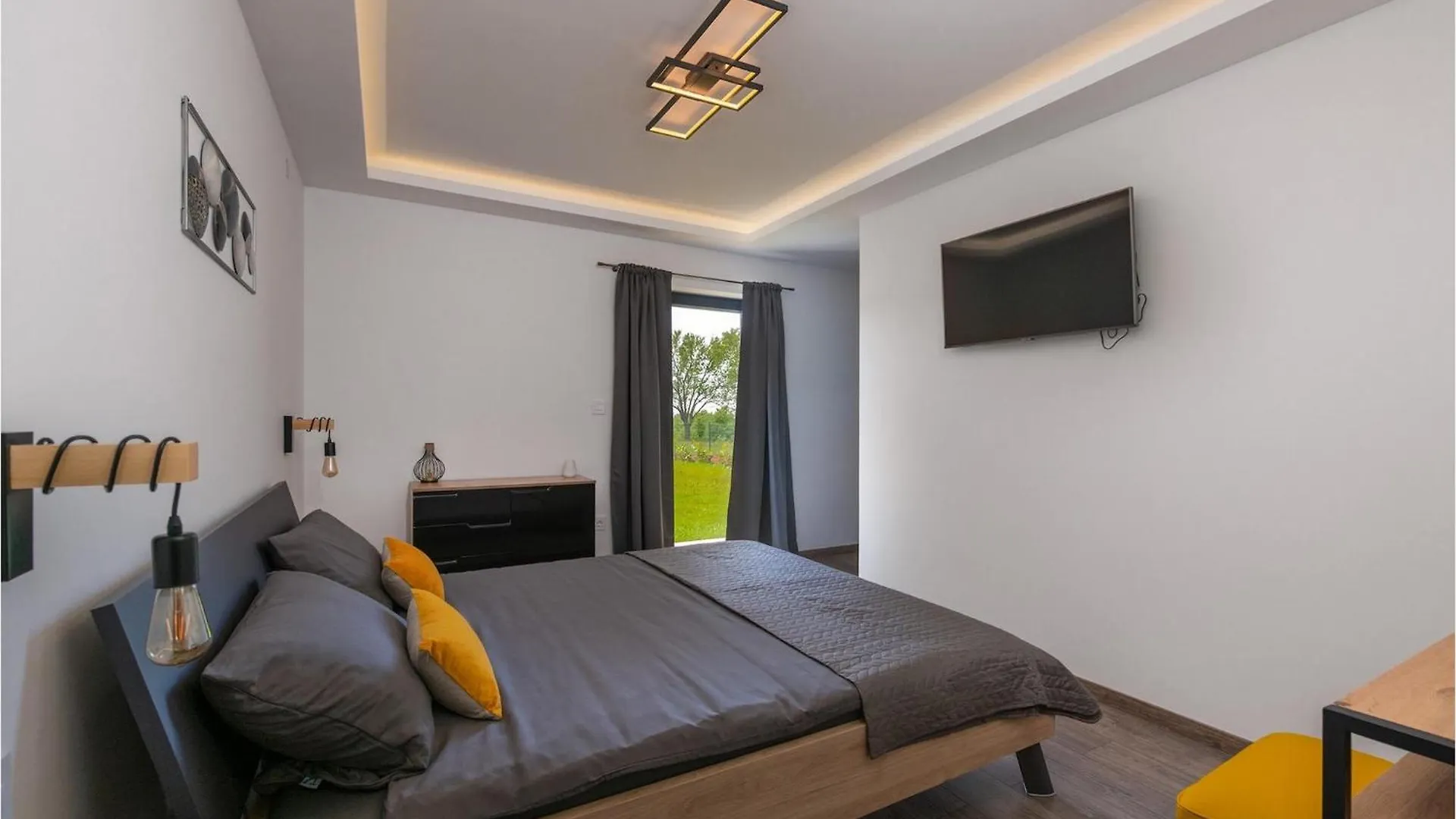 Villa Victoria Zminj Holiday home