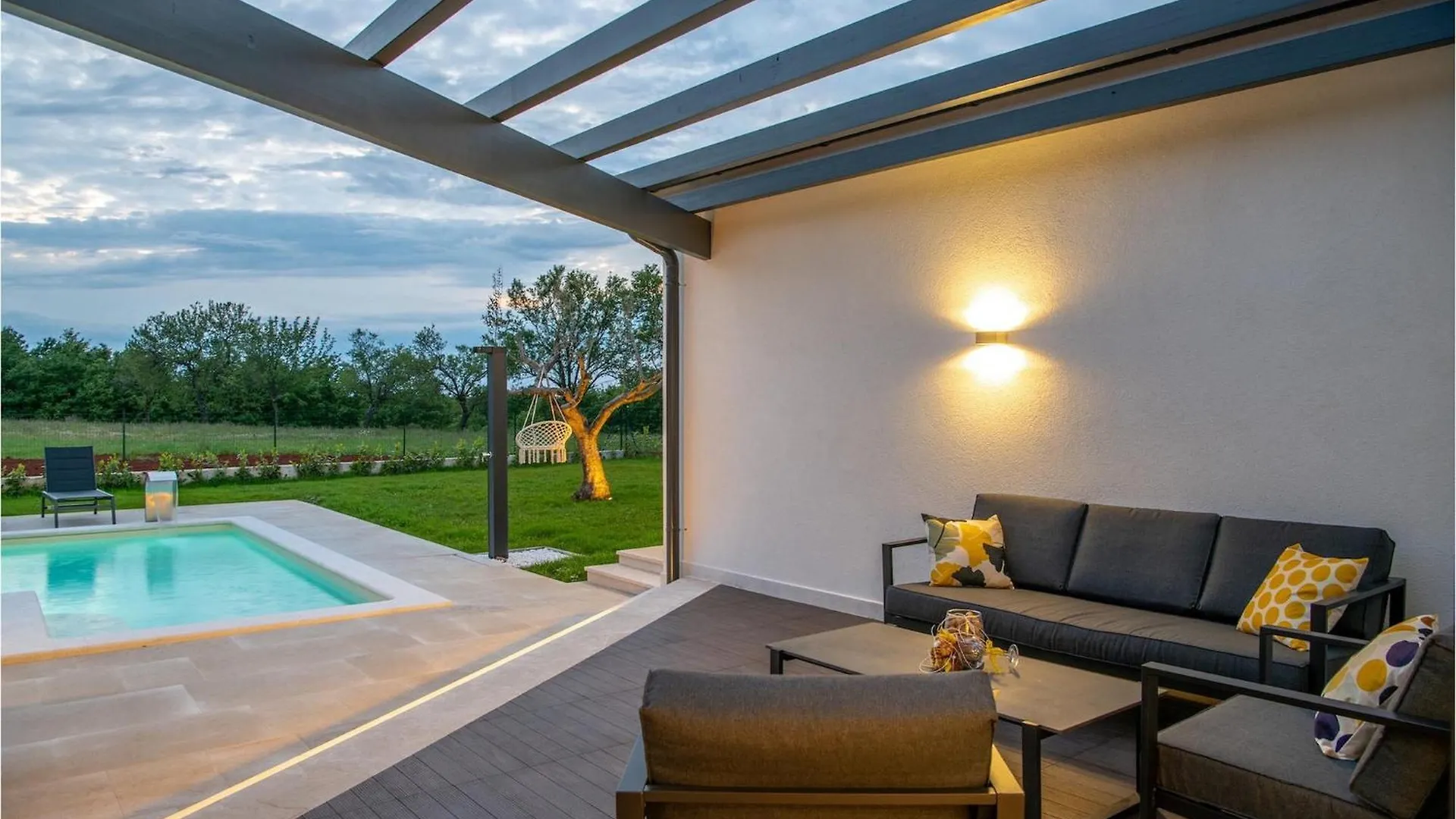 Holiday home Villa Victoria Zminj