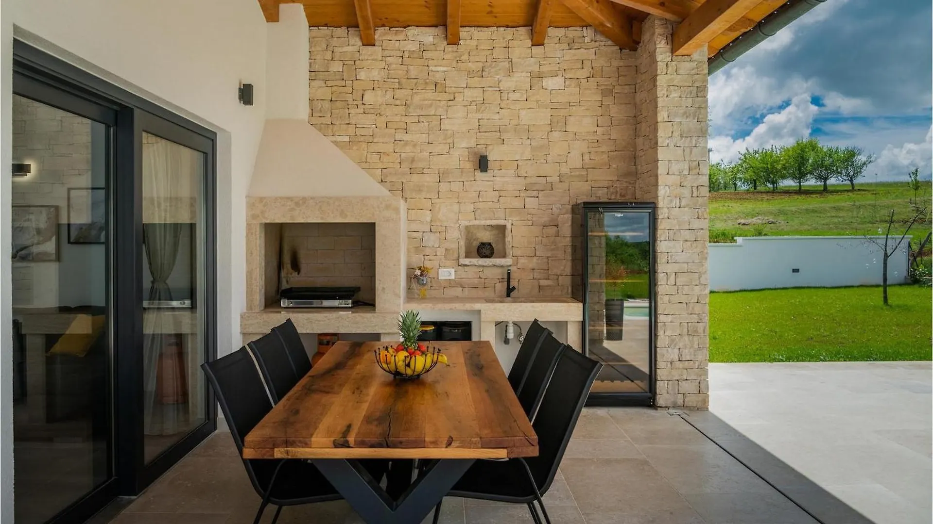 Villa Victoria Zminj Croatia
