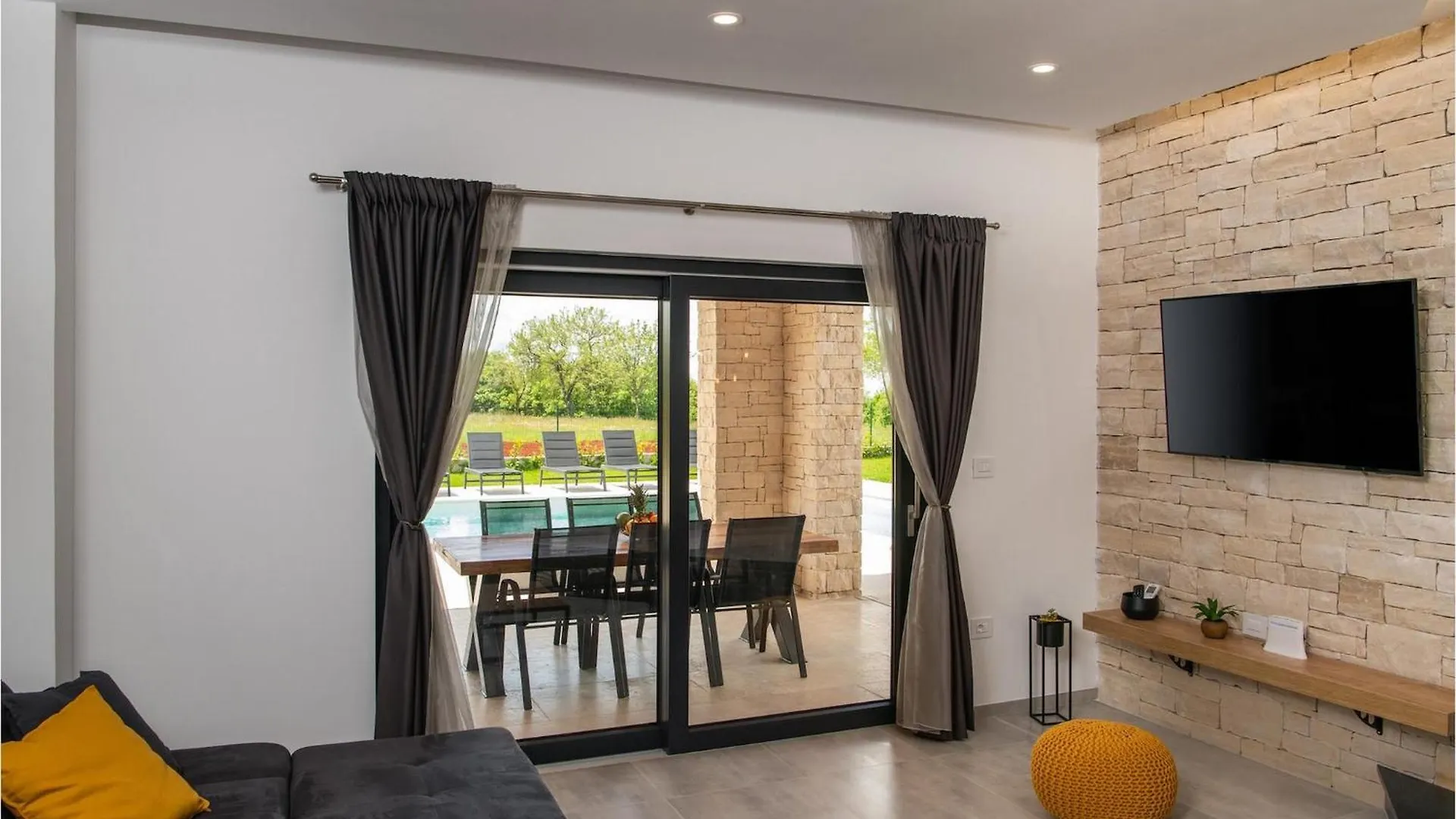 Holiday home Villa Victoria Zminj