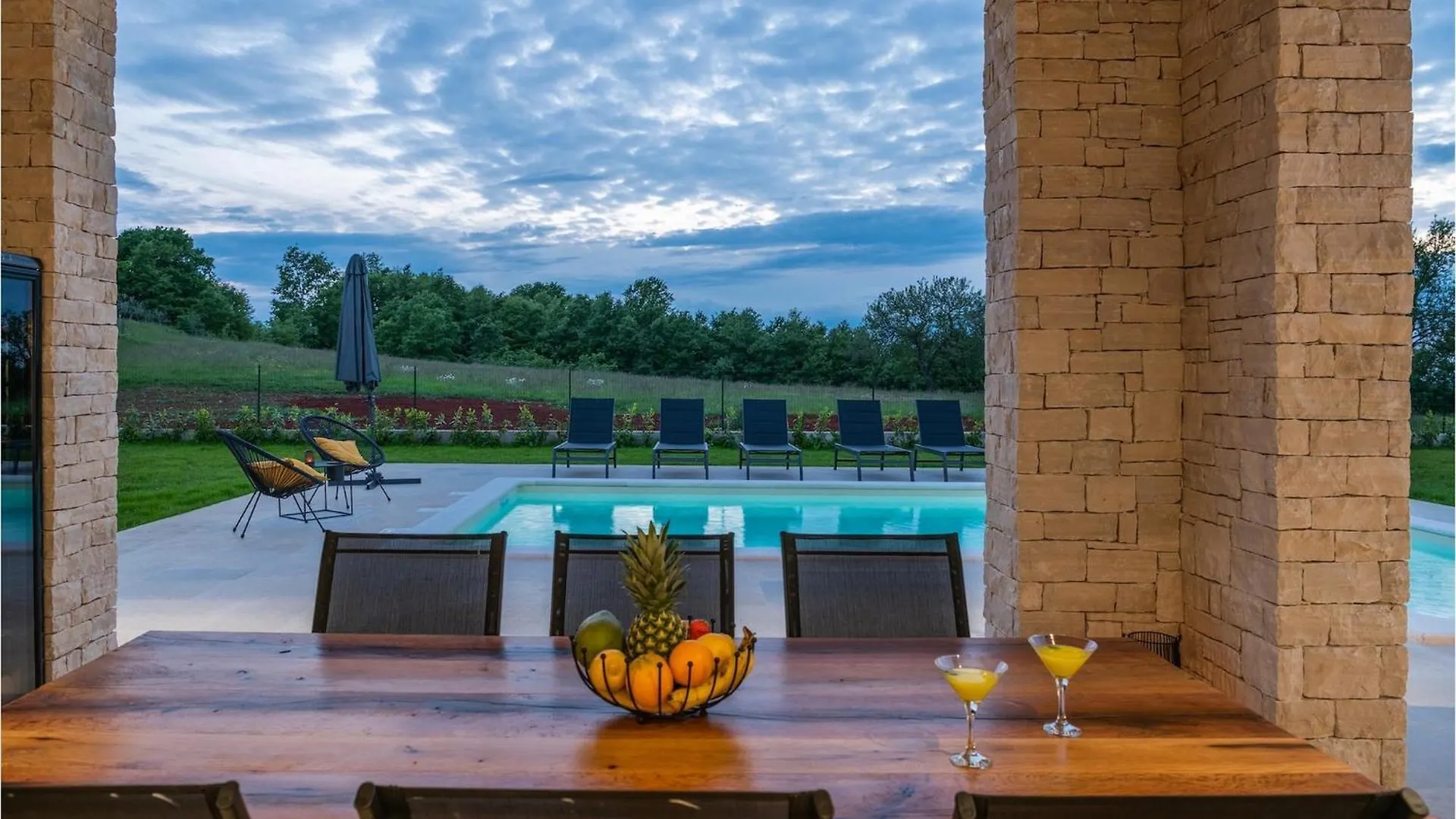 Villa Victoria Zminj Holiday home