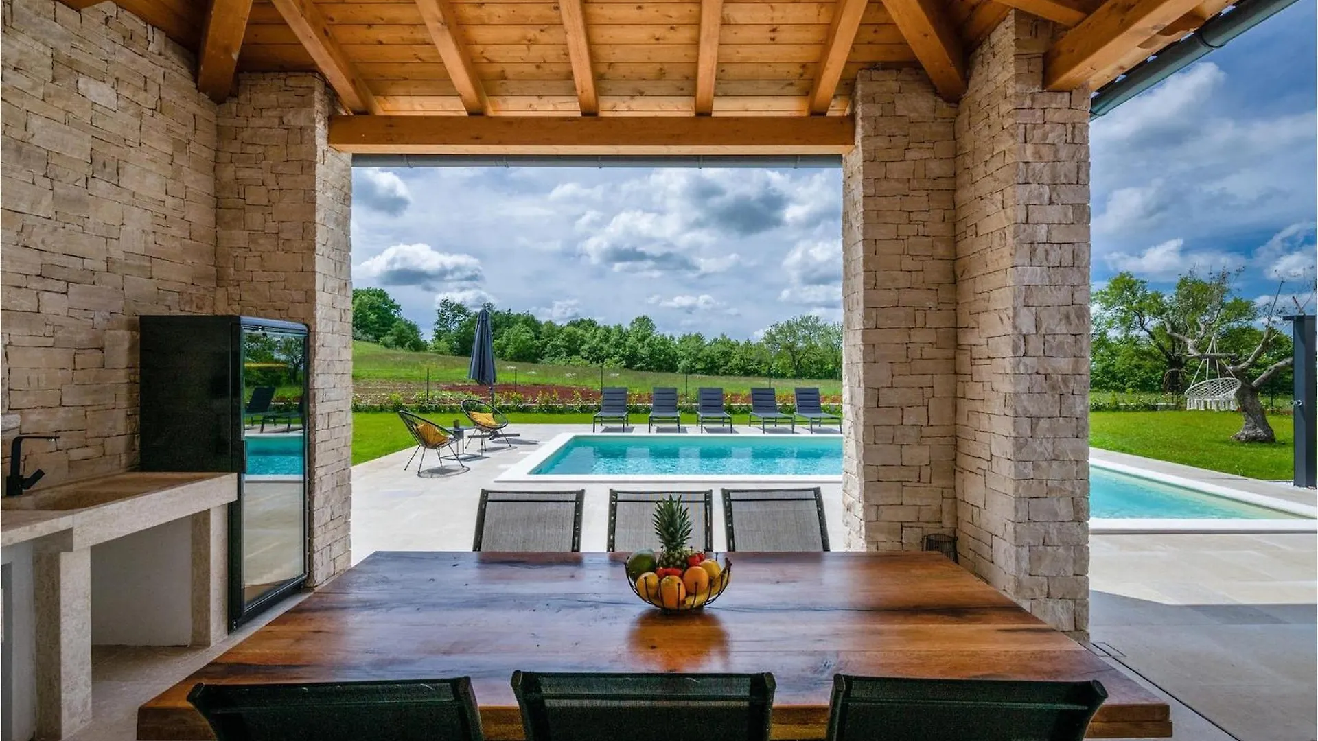 Holiday home Villa Victoria Zminj
