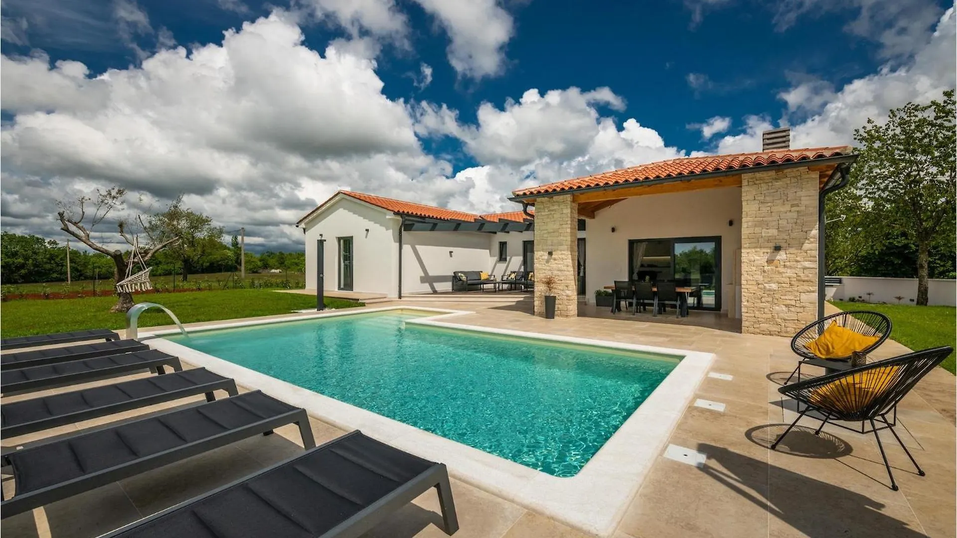 Villa Victoria Zminj Holiday home